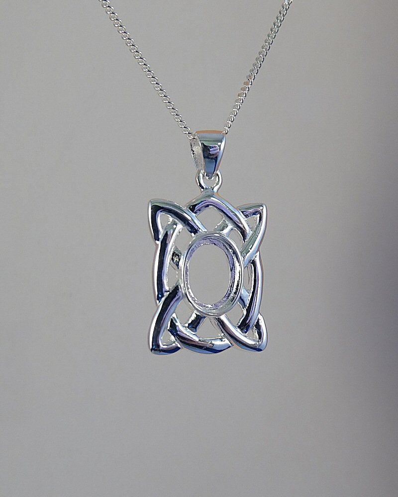 Celtic knot Pendant Setting For 8x6 Cabochon