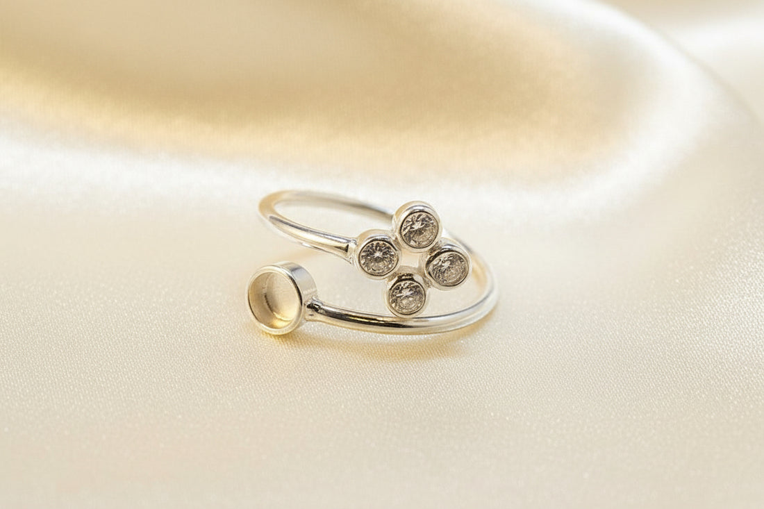 Silver Adjustable Ring For 4mm Cabochon Or Resin With CZ