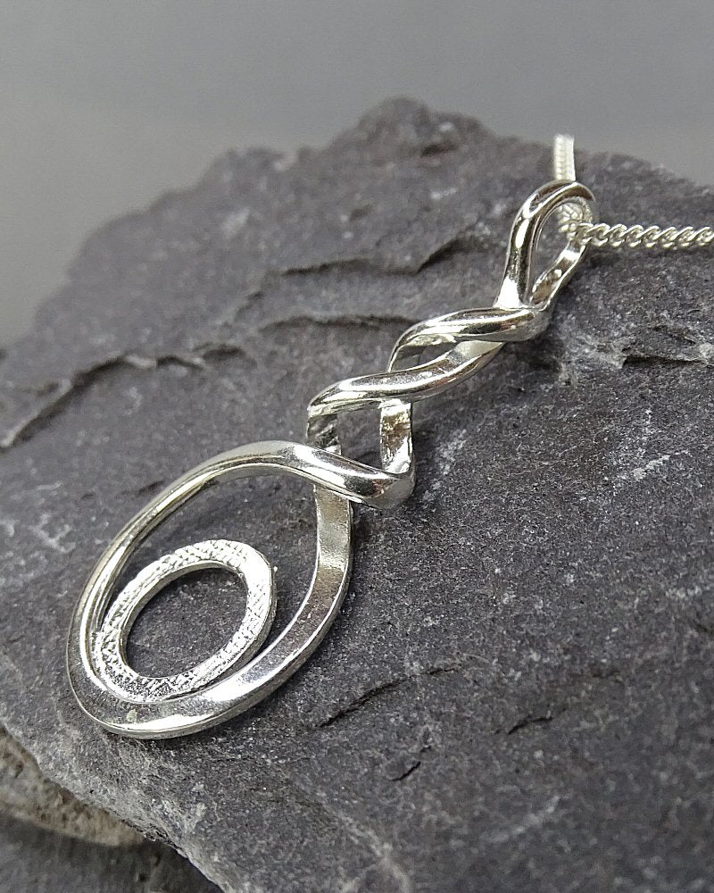 Silver Twisted Pendant Setting For 10mm Cabochon
