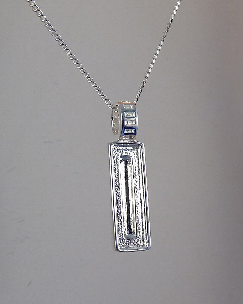 Silver Oblong Pendant Setting For Stone approx 18x6 mm
