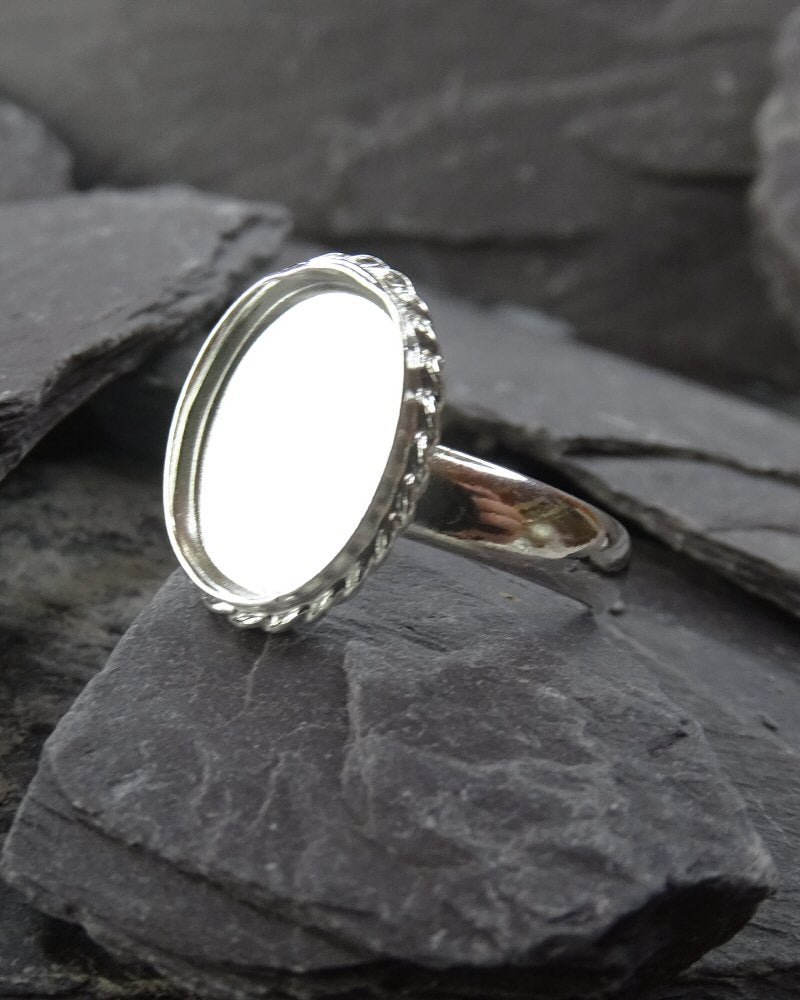 Solid Back Rope Ring Bezel Approx 14x10 Resin Or Cabs