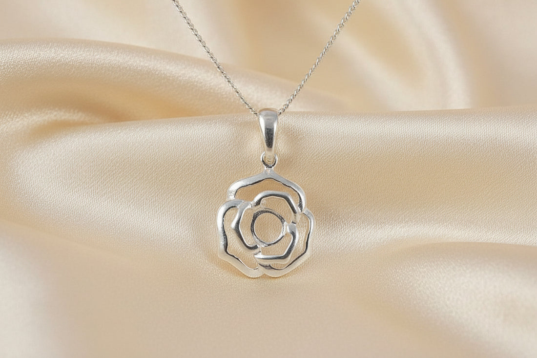 rose style pendant to take a stone