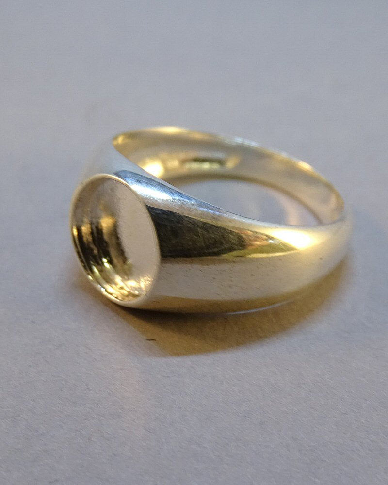 Silver gents signet ring to fit 10mm cabochon or resin