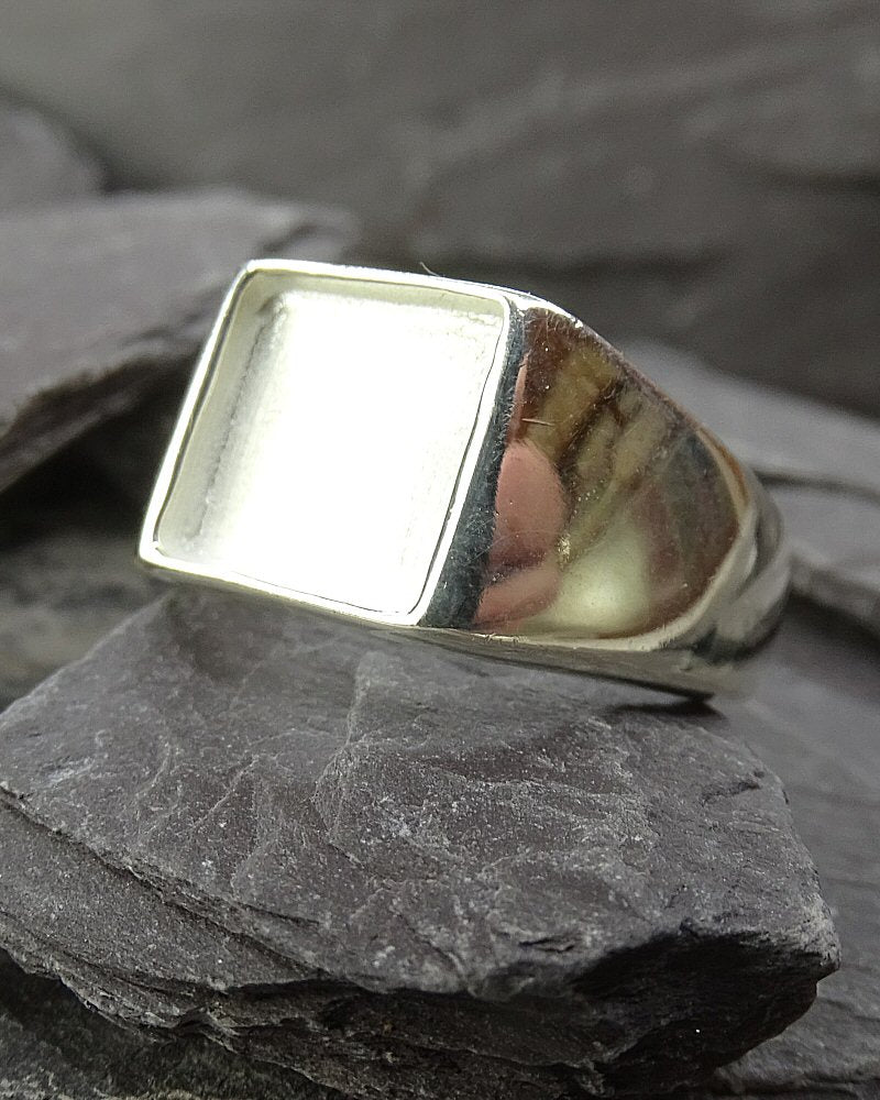 Gent silver Seal Ring With A Solid Back Top 10mm Square