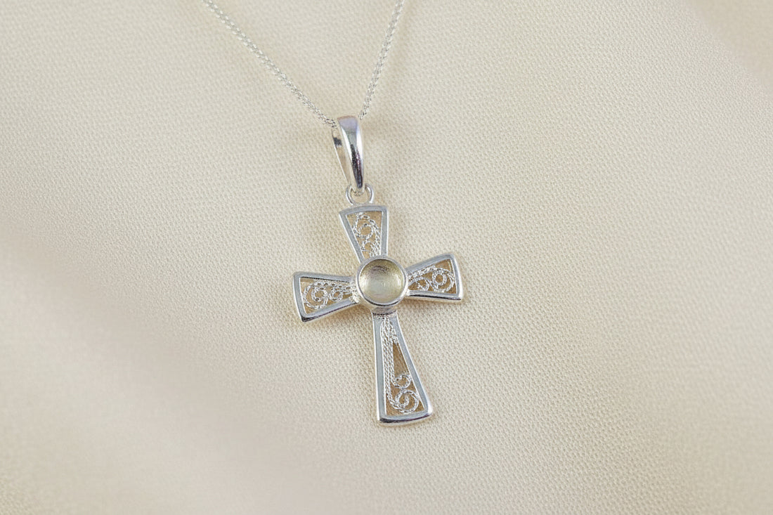 Silver Fillagree Cross To Set A 4mm Stone