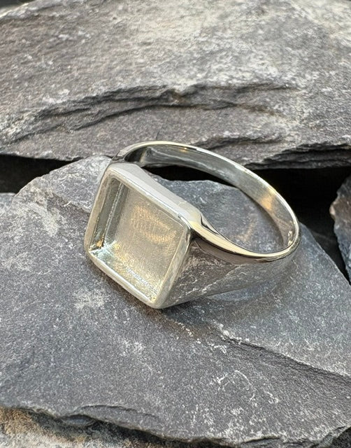 Solid Silver Gent Signet Ring for 8mm Square stone or resin