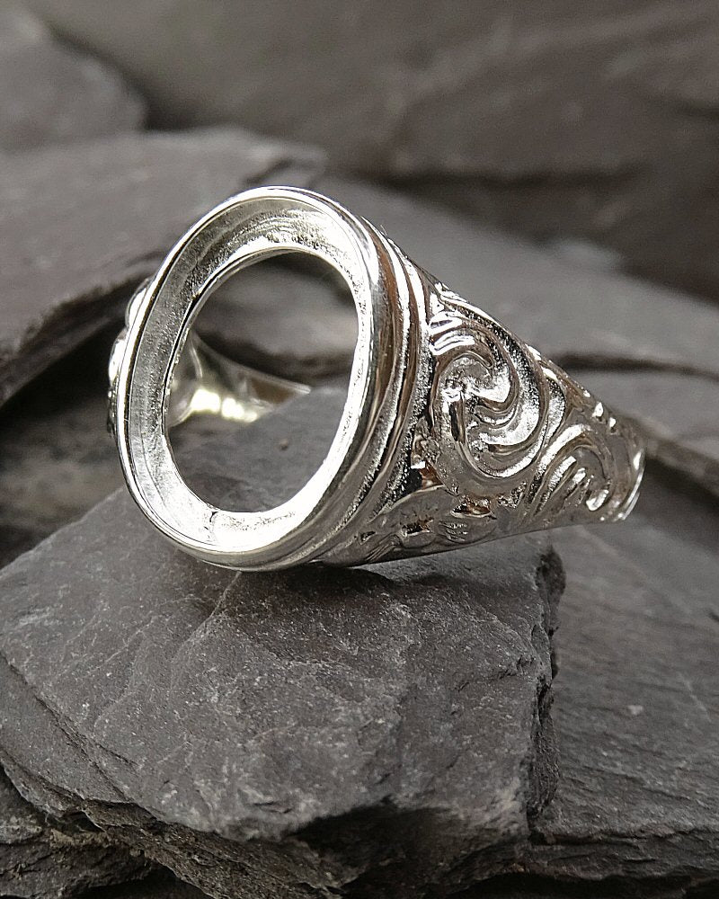 Gents Embossed Silver Signet Ring For 14x10 Stone