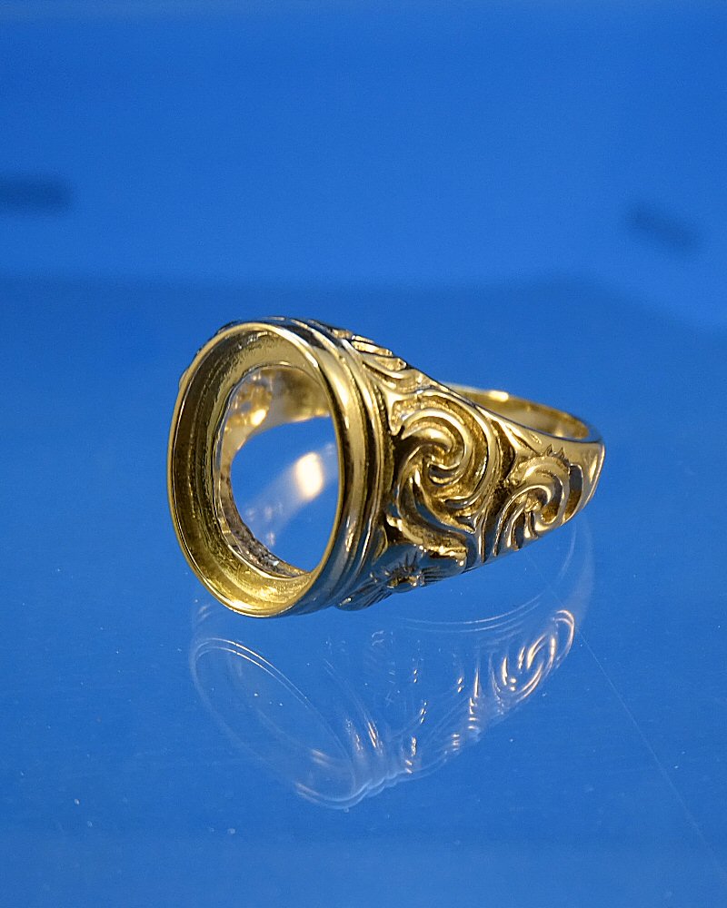 Solid Gold Gents Embossed Signet Ring For 14X10