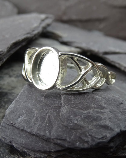Unset Silver 8x6 Celtic Ring Setting