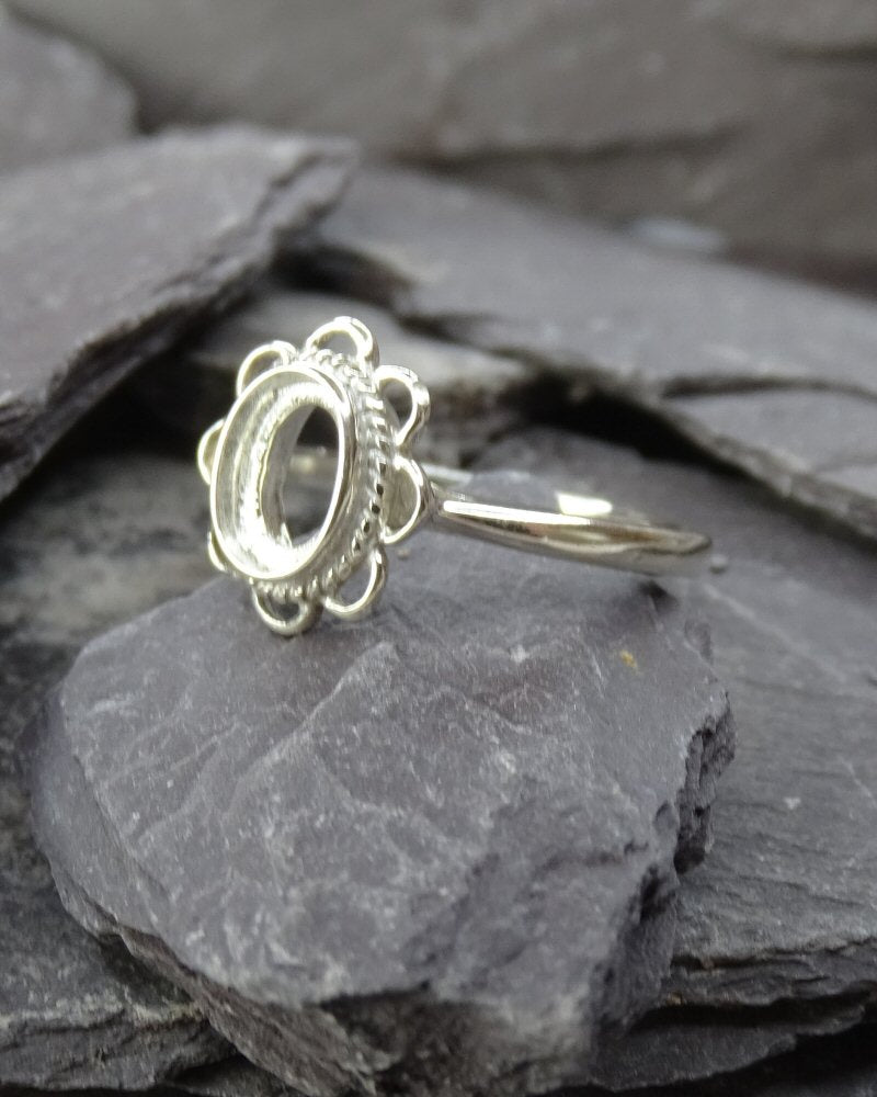 Frill Edge Silver Ring Cabochon Setting