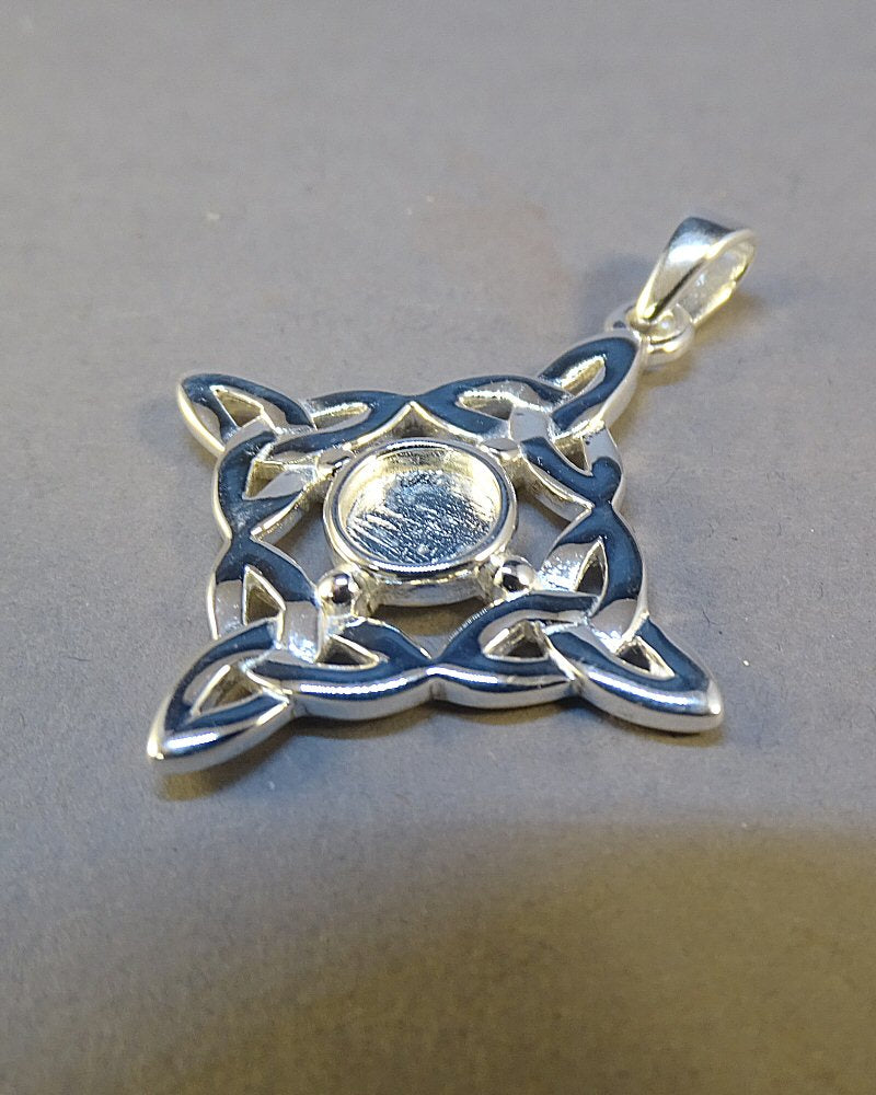 Solid Silver Celtic Style Pendant For 6mm Cabochons Or Resin