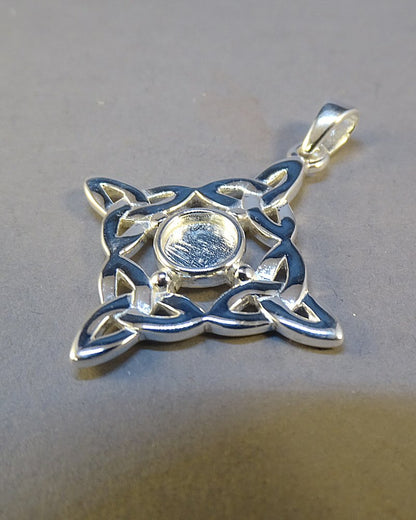 Solid Silver Celtic Style Pendant For 6mm Cabochons Or Resin