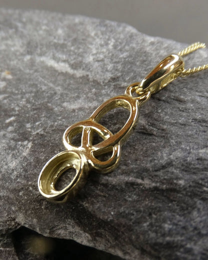 Small Solid Gold Celtic Pendant For 6x4