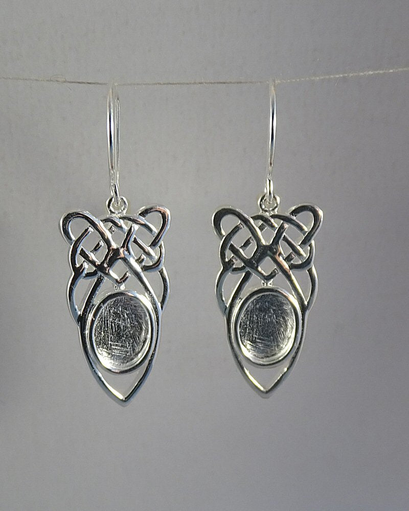 Celtic Style Earrings Suitable For Cabochons Or Resin