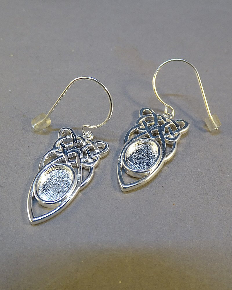 Celtic Style Earrings Suitable For Cabochons Or Resin