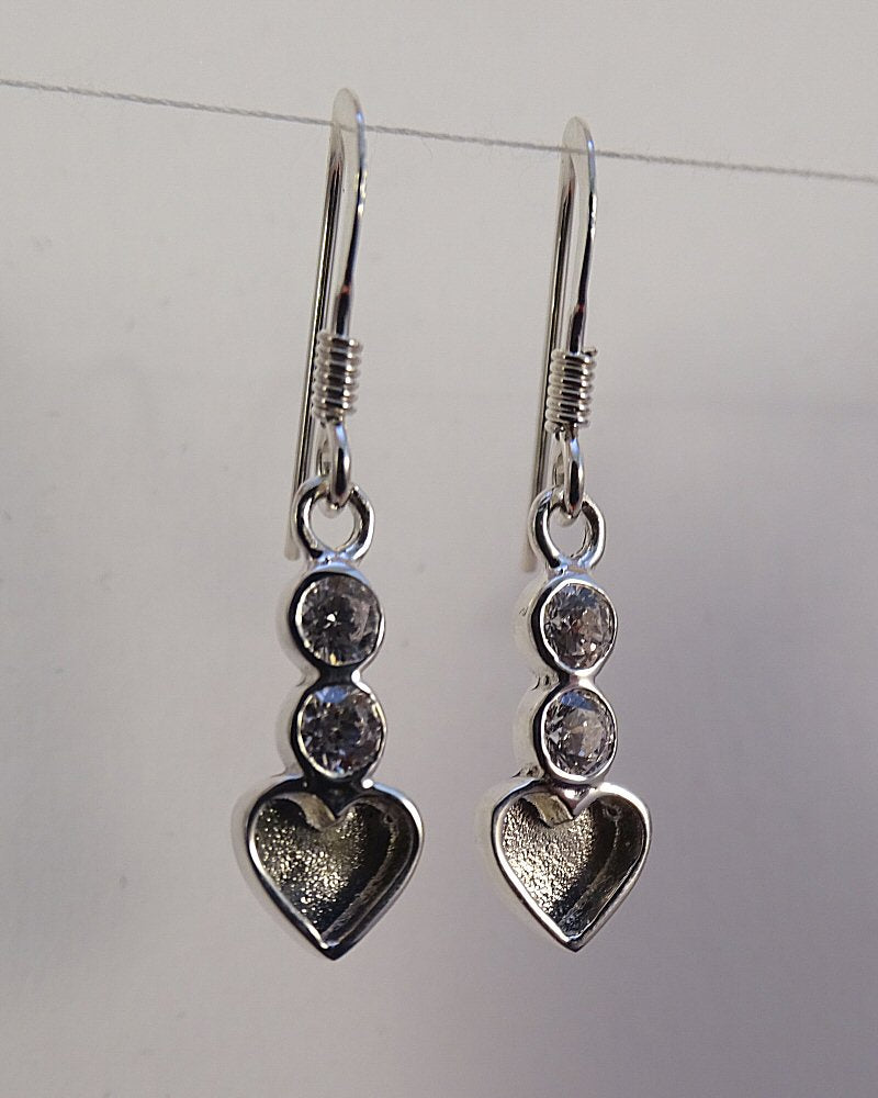 Stunning Silver Drop Heart &amp; cz Earrings
