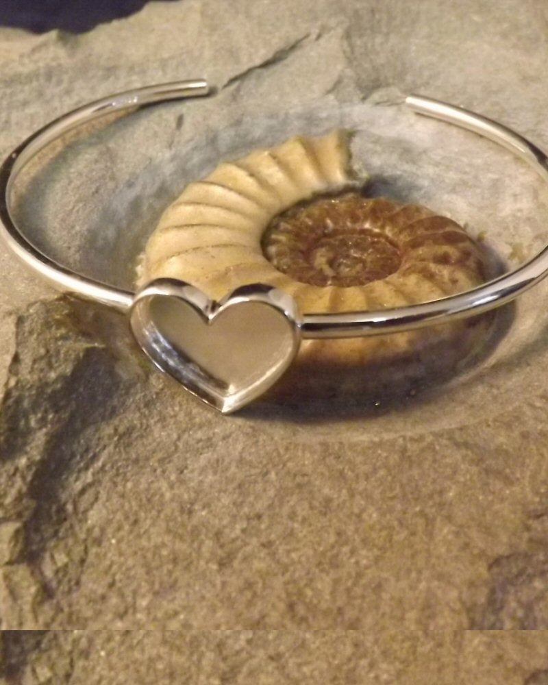 Silver Solid Back Heart Bangle Setting Great with Resin