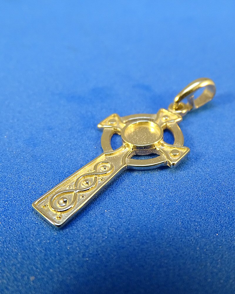 Gold Cross To Fit 5mm Cabochon Or Resin