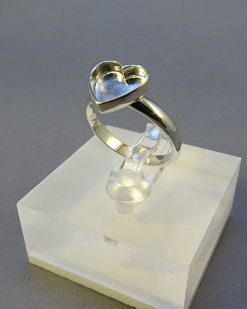 Solid Back Silver Heart Ring Setting For Ashes