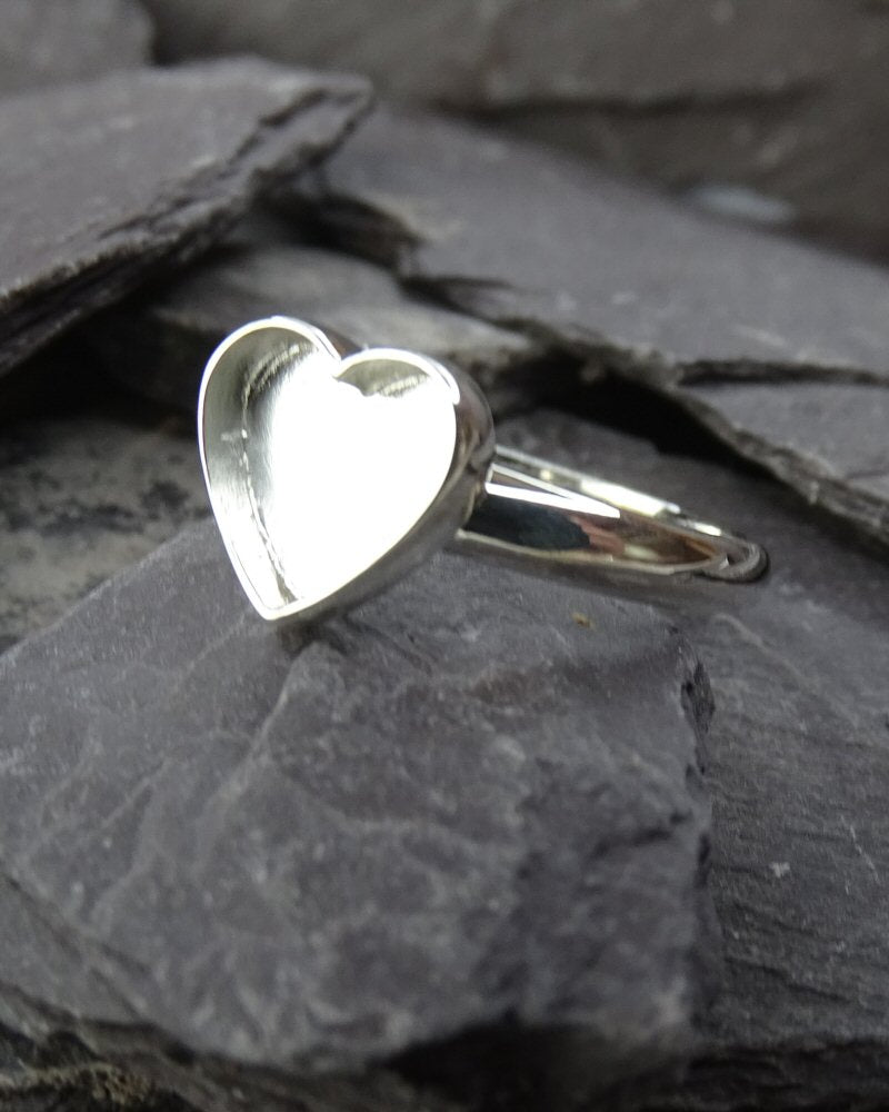 Solid Back Silver Heart Ring Setting For Ashes