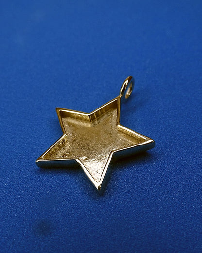 Solid Back Gold Star Pendant Setting Perfect For Resin