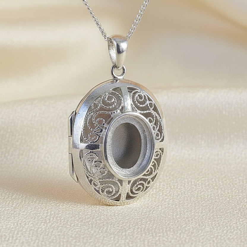 Solid Silver Fillagree Stye Locket With Bezel For 10x8 Cabochon
