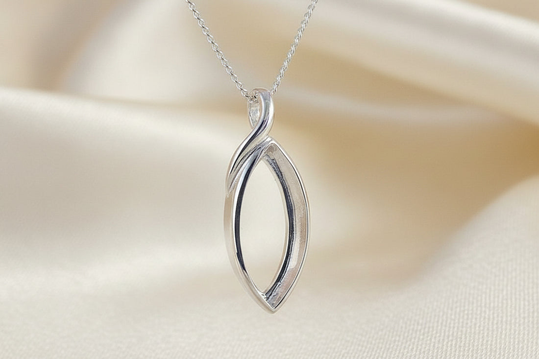 Unset Silver Pendant To Fit 18x8 Stone