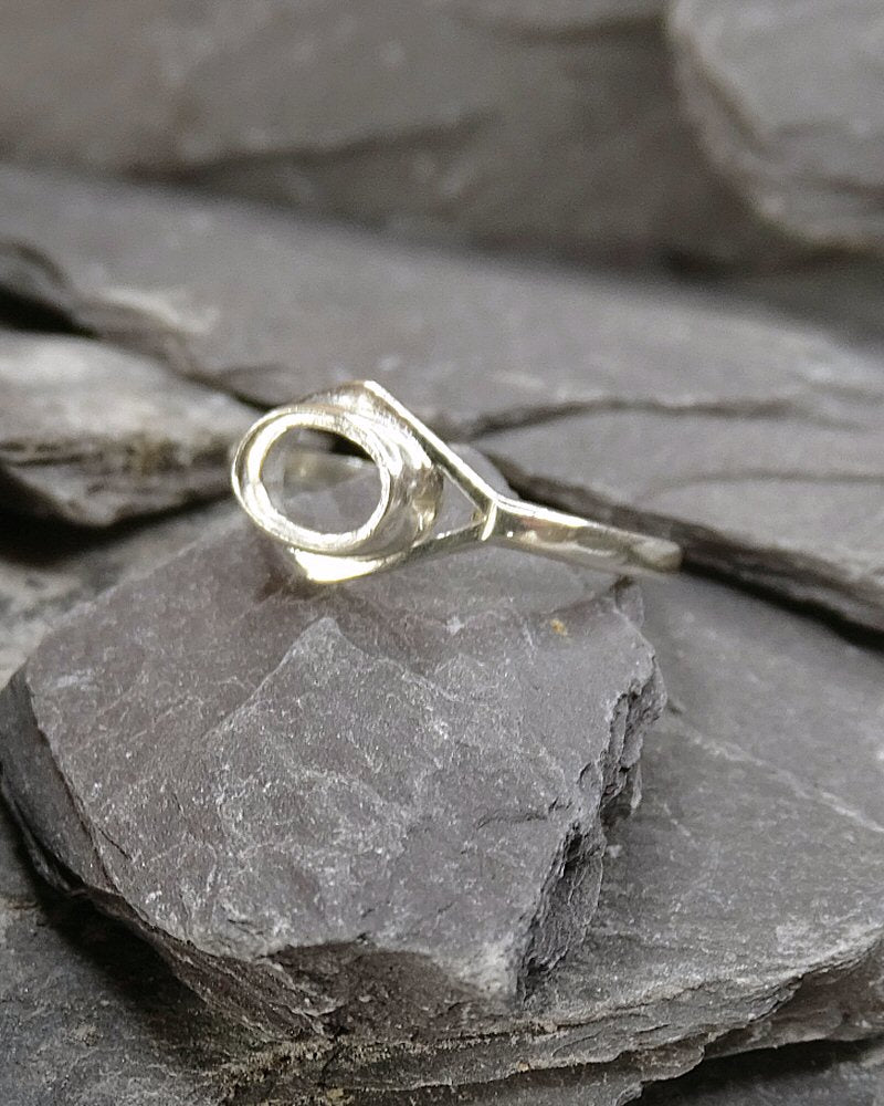 Ladies Ring Casting For 7x5 Stone Cabochon