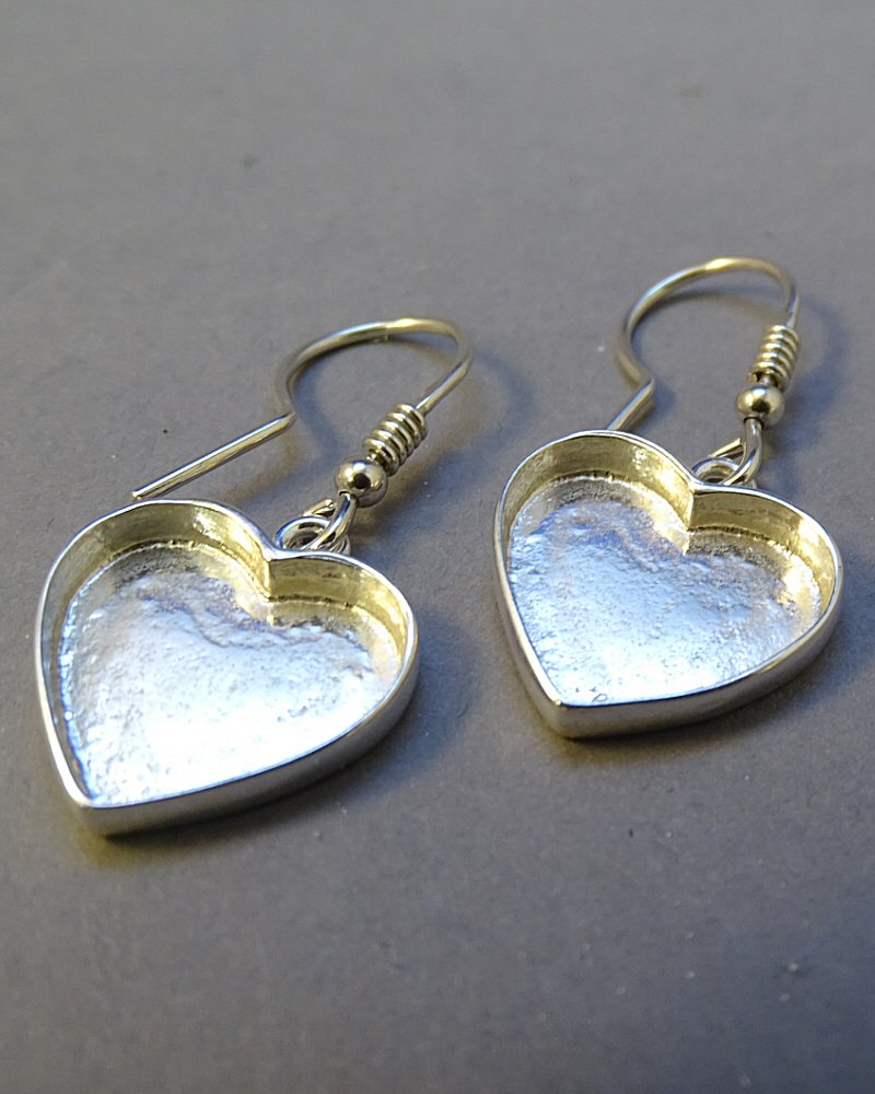 Stunning Heart Drop Earrings Perfect For Resin