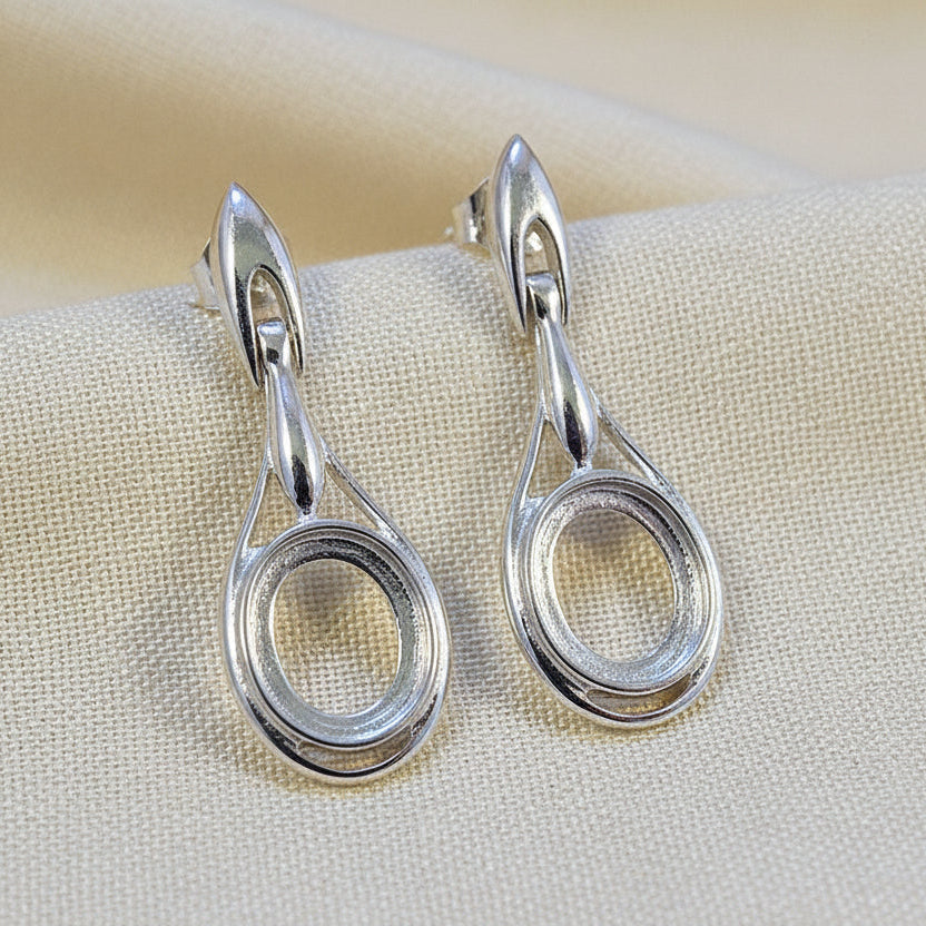 Hinged Drop Earring Setting For 10x8 Cabochon