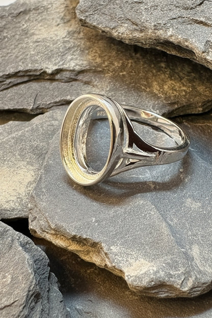 Classic Style solid silver ring setting for a 14x10 cabochon