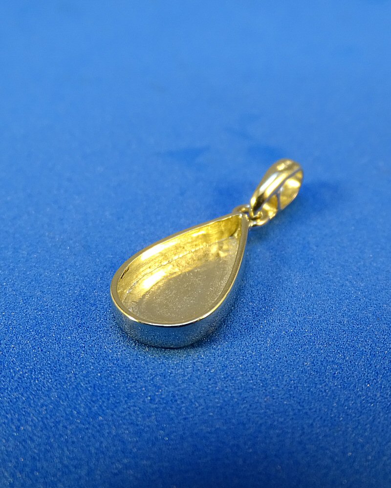 Solid Gold Pear Shape Pendant Suitable For Resin