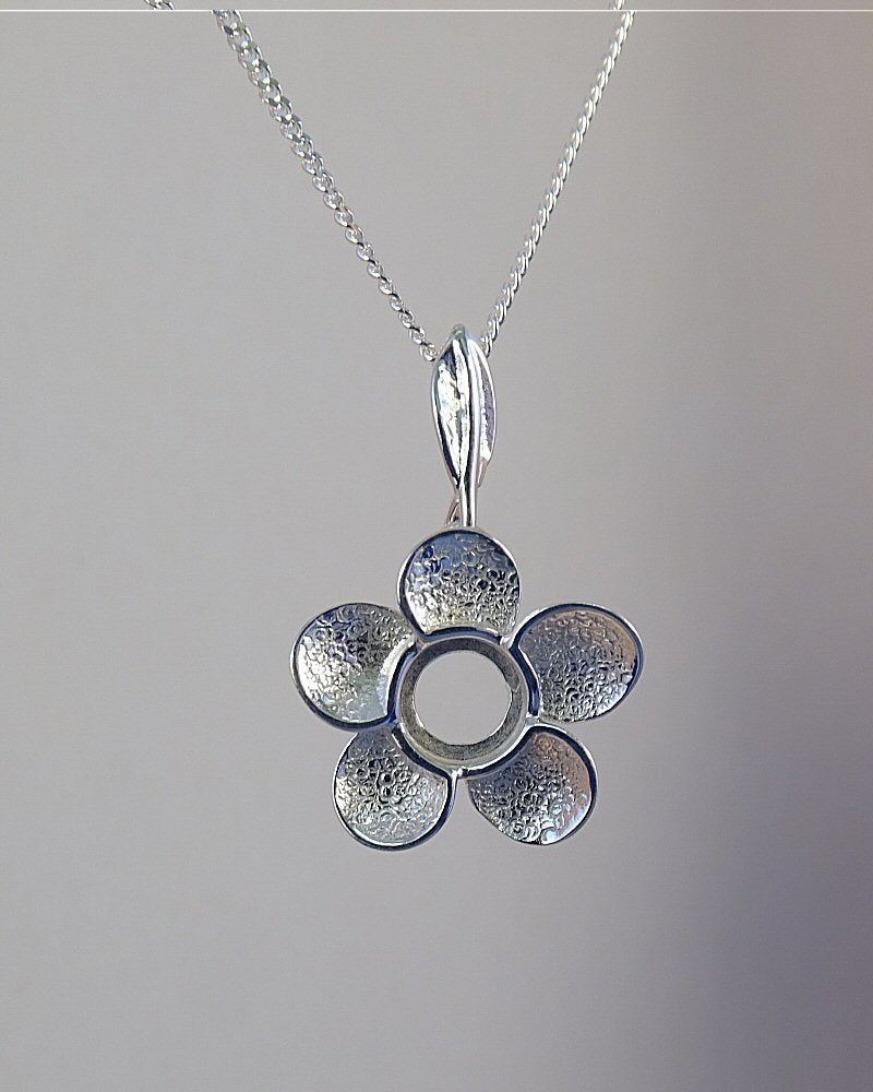 Silver Flower Pendant To Fit A 6mm Cabochon