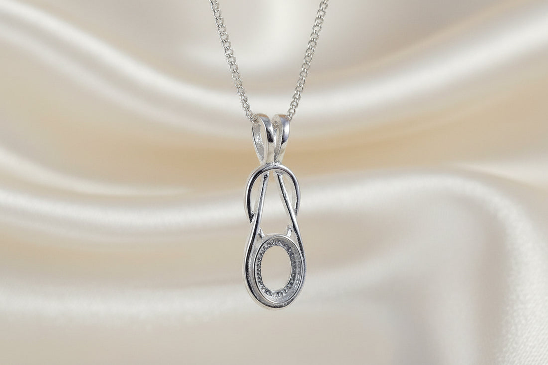 silver Celtic pendant for cabochon