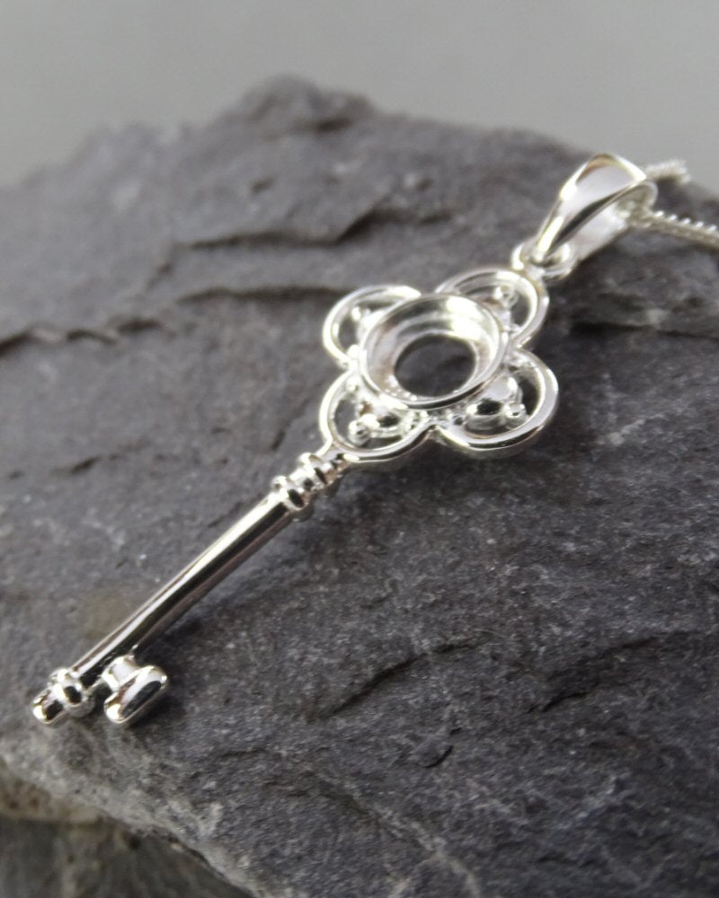 Silver key Pendant Setting To Fit 6mm Cabochon
