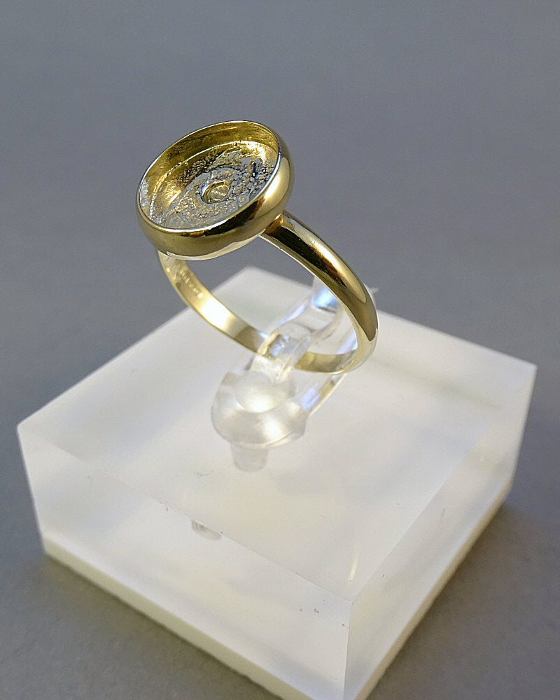 Solid Gold Simple Ring Blank Suitable For Resin Or Cabochon