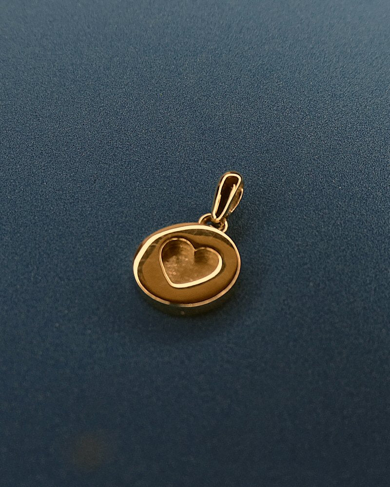 Small Gold Heart Pendant Mount