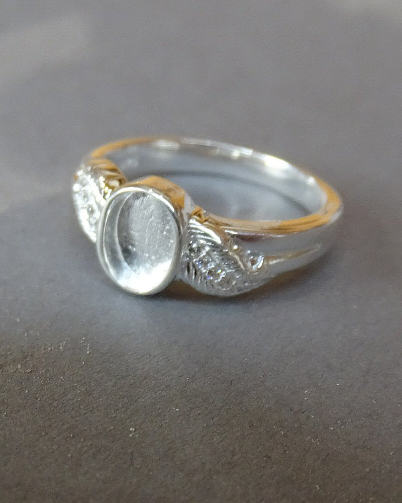 Solid silver Feather ring with cz for 7x5 Cabochon OR resin
