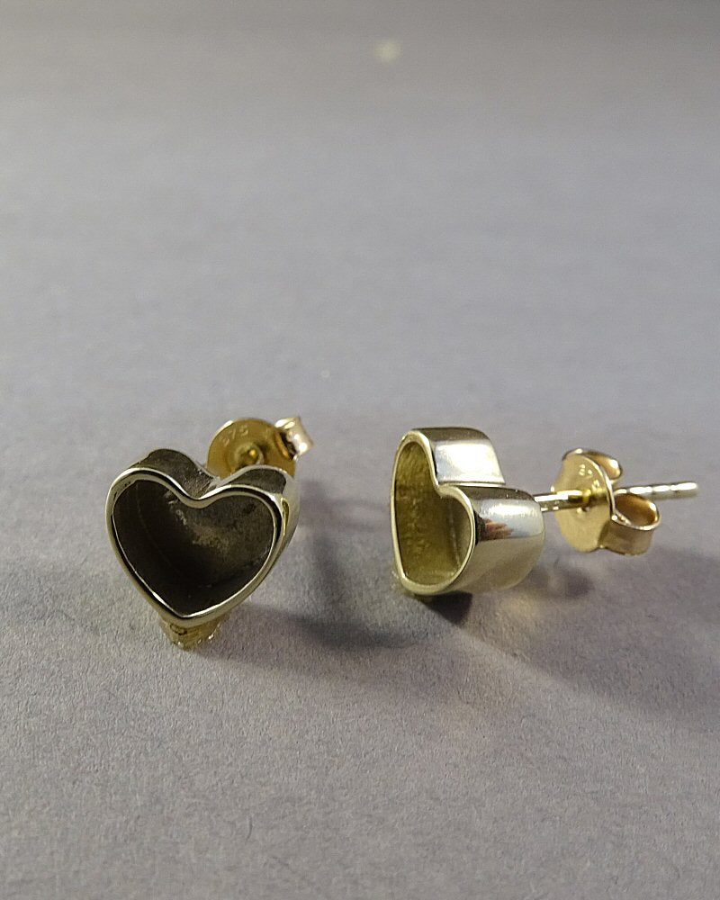 Small 9CT GOLD Heart Studs Suitable For Resin Or Cut Your Own Stones