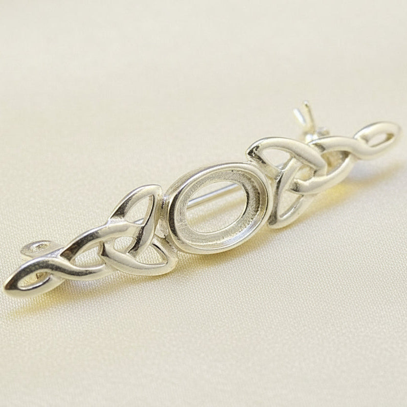 Silver Celtic Brooch Unset To Fit 7x5 Cabochon