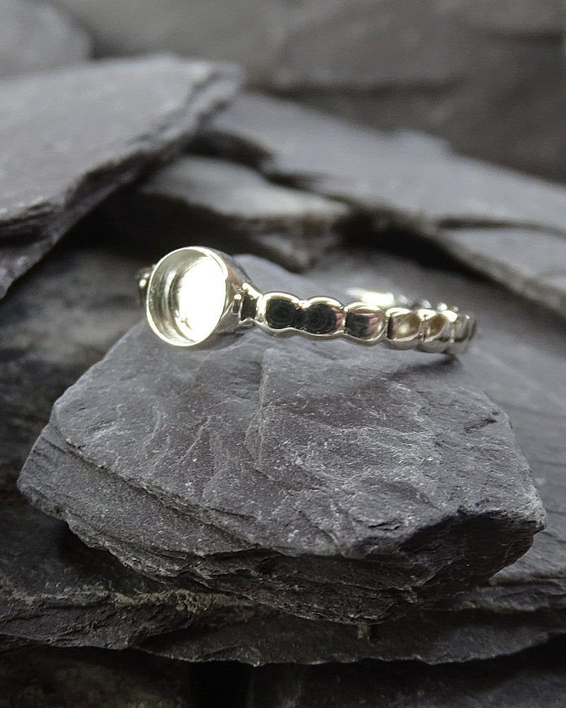 Silver Bobble Shank Ring With 5mm Setting Area For Cabochon or Resin