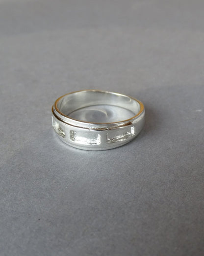 Stunning  four section silver channel ring blank