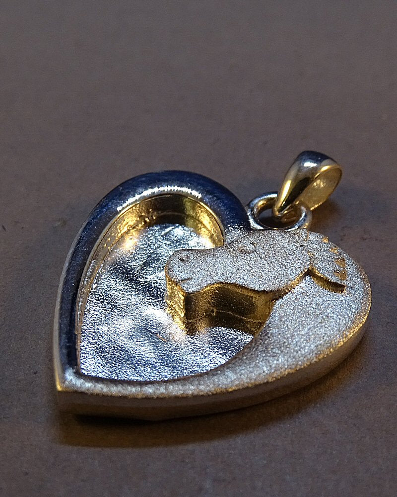 Horses Head And Heart Pendant Suitable For Resin