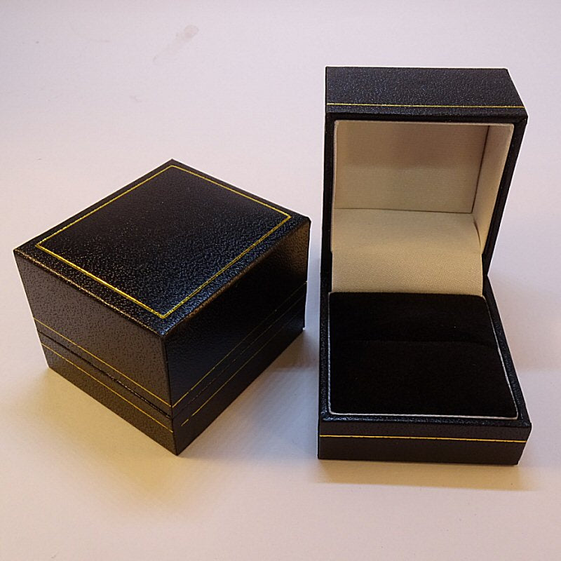 Leatherette Ring Box X5