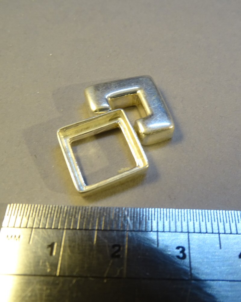 SILVER SQUARE PENDANT FOR STONE