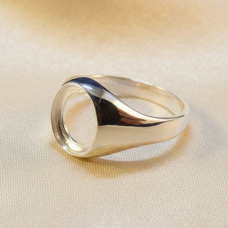 Ladies Silver Seal Ring To Fit 10x8 Cabochon