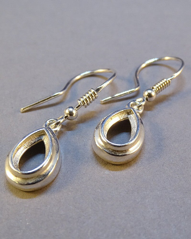 Silver Pear Shapped Eardrop Mount 8.5x5 Stone