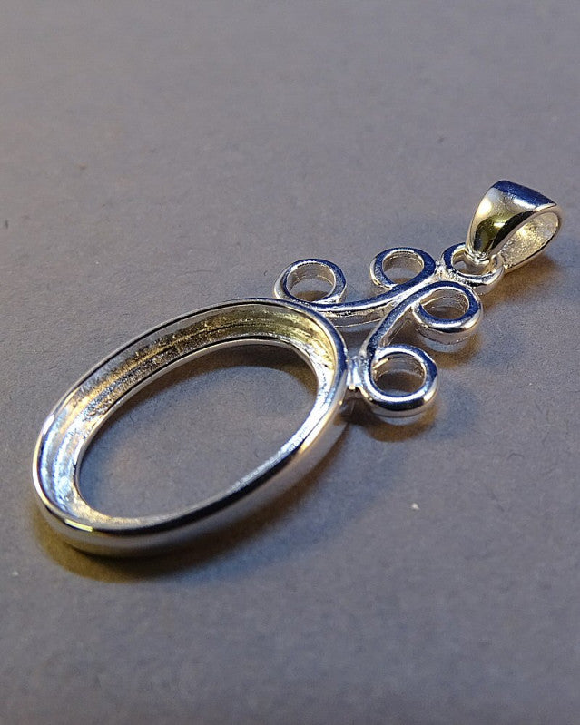Simple Silver Pendant Mount With Scroll Top