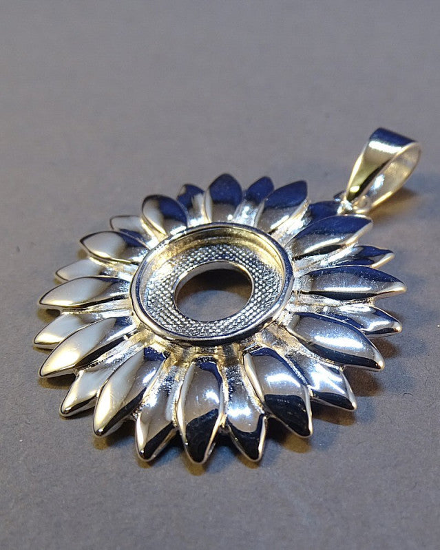 Silver Sunflower Pendant Setting To Fit 10mm Stone