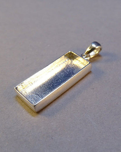 20X8 Rectangular Solid Back Pendant Suitable For Resin